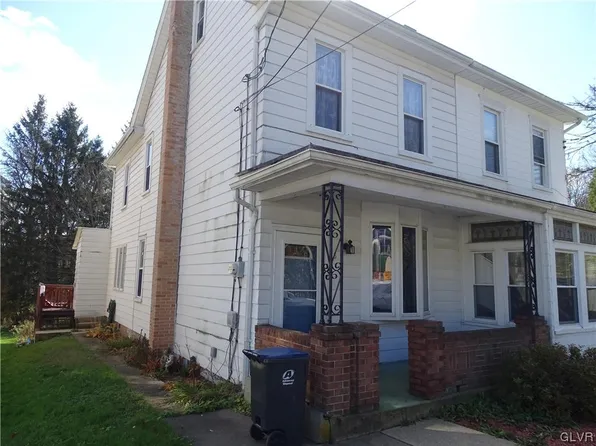 18 Heckman St, Quakake, PA 18245