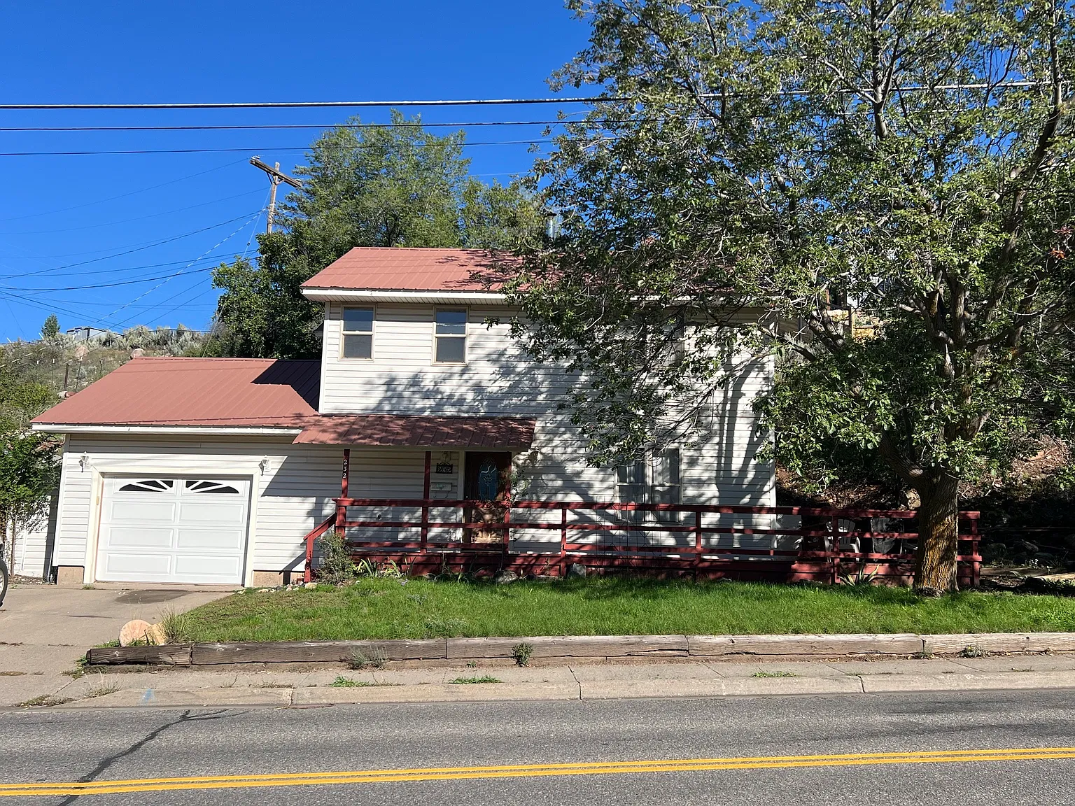 3 bed, 1.5 bath, 1232 sqft, $2,450 — Photo 1
