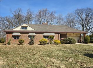 6516 W Ridgewood Dr, Parma, OH 44129