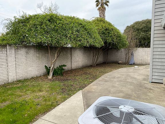 3rd image of 4967 Wind Creek Dr