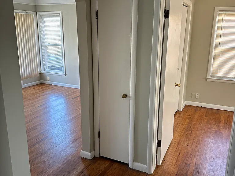 22468 Cushing Ave — Photo 4