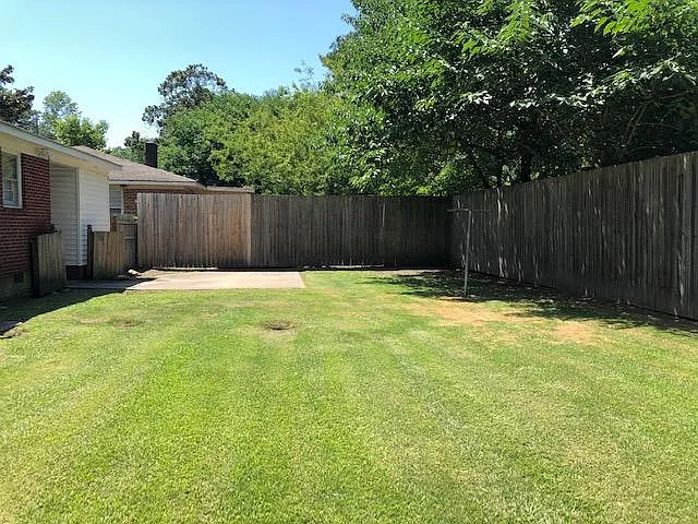 3 bed, $2,150 — Photo 4