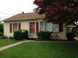 6165 Carpenter St, East Petersburg, PA 17520