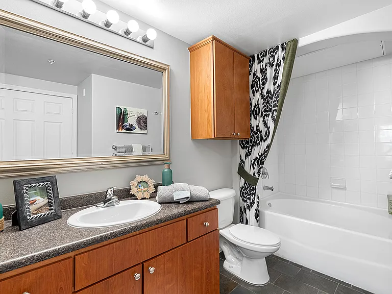 10420 McKinley Dr — Photo 57