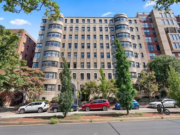 2515 K St NW APT 403, Washington, DC 20037