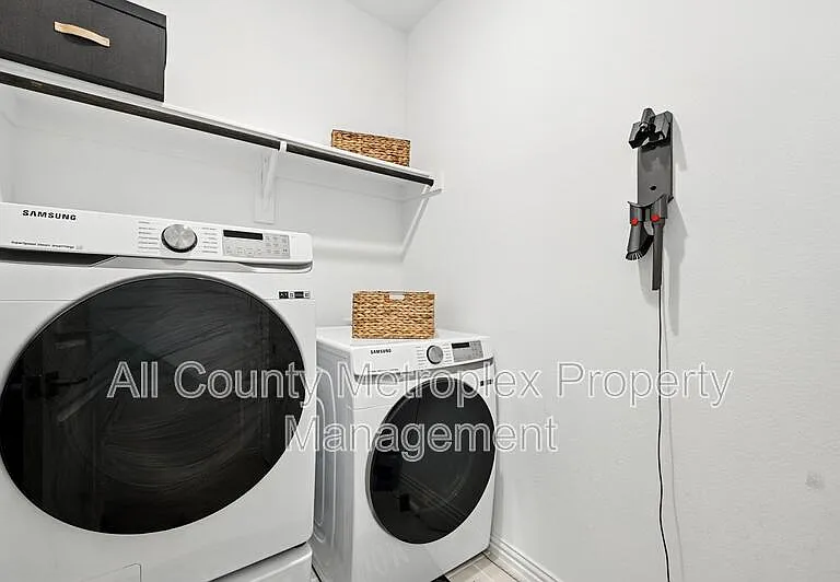 7513 Laburnam Rd — Photo 11
