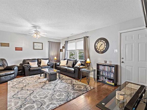 3rd image of 1111 E 10th Ave