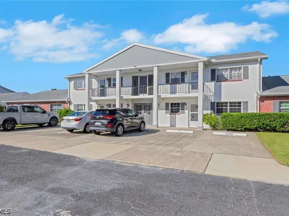 6760 Winkler Rd #3, Fort Myers, FL 33919