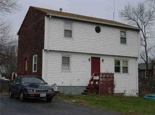 24 Rice St, Johnston, RI 02919