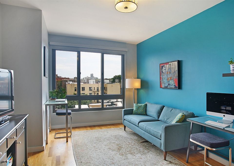 1st image of 500 4th Ave APT 7G