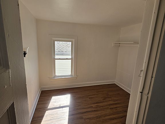 5th image of 123 Maple Ave #2