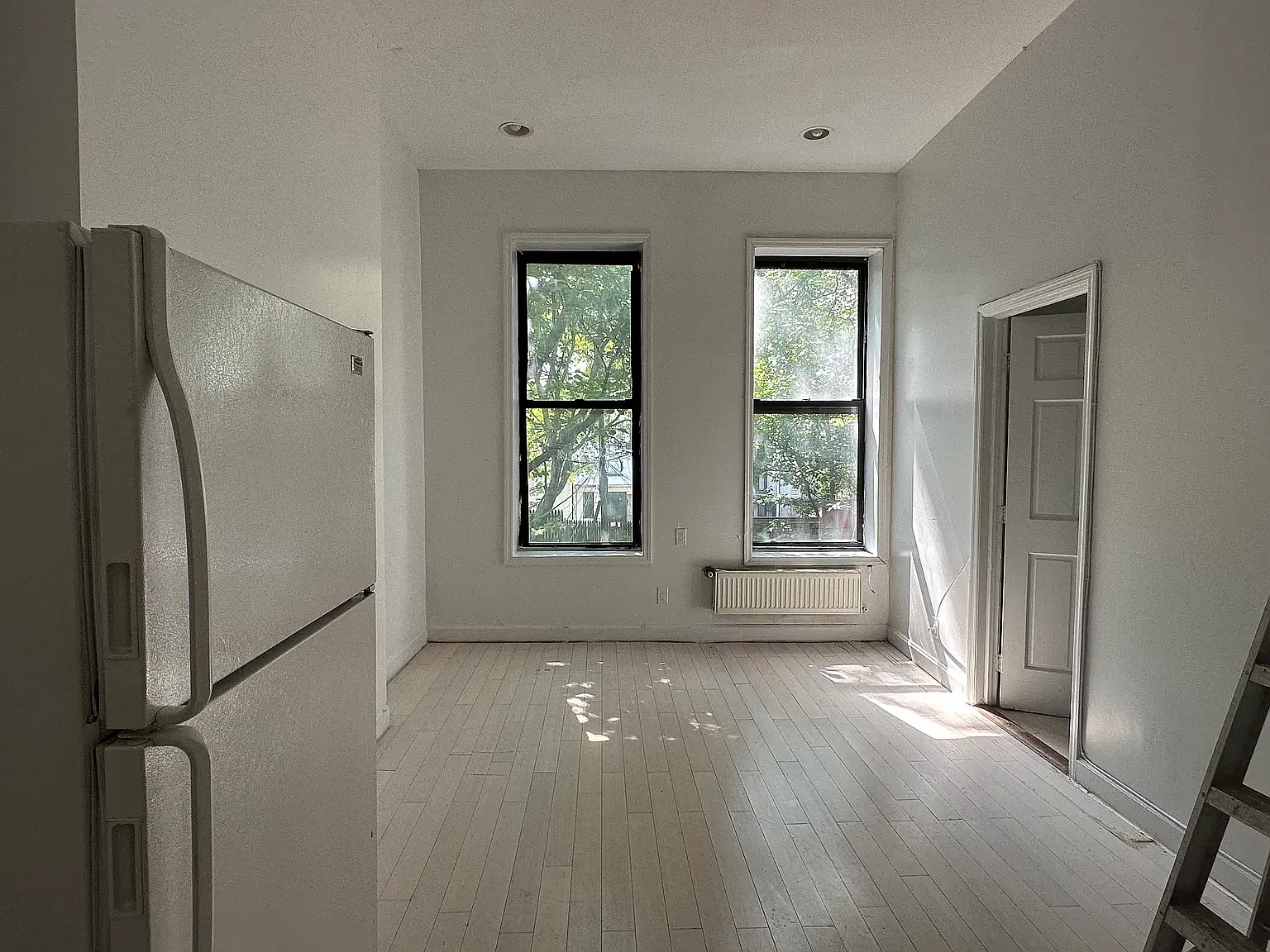 64 South Elliott Place — Photo 1