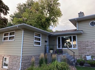 1608 S Williams Ave, Sioux Falls, SD 57105