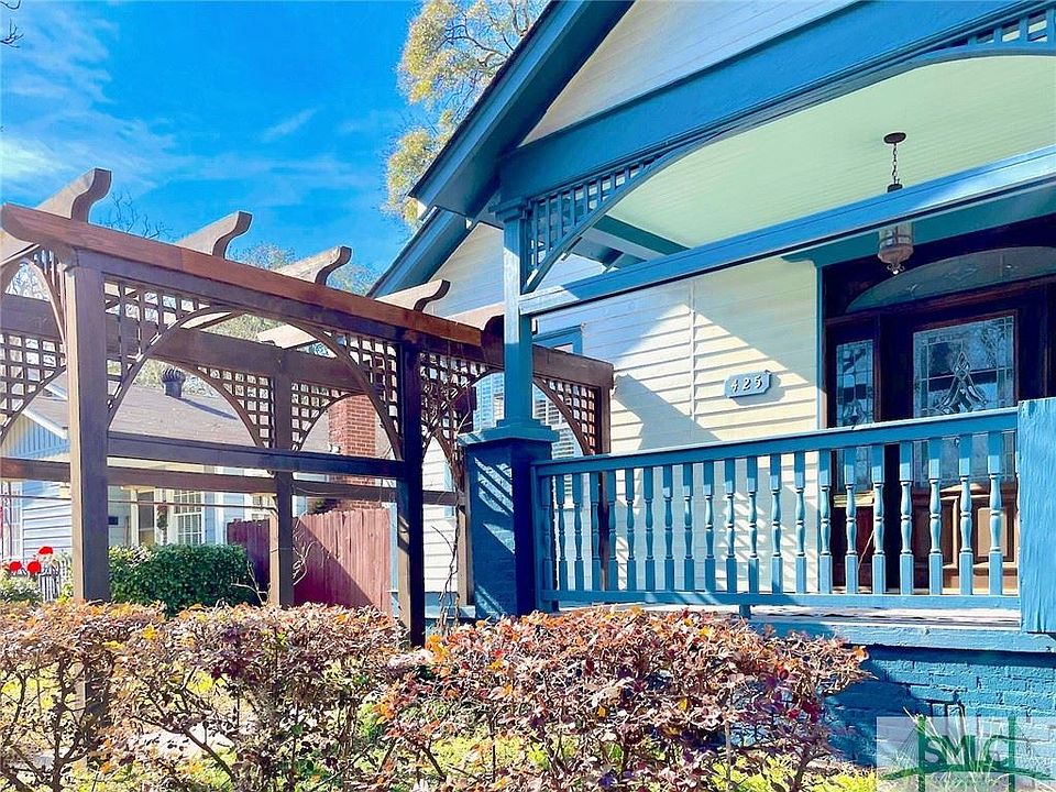 1st image of 425 Lawton Ave