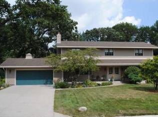 2135 Argonne Dr NE, Columbia Heights, MN 55421