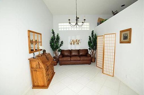 Home For Sale In Broken Sound