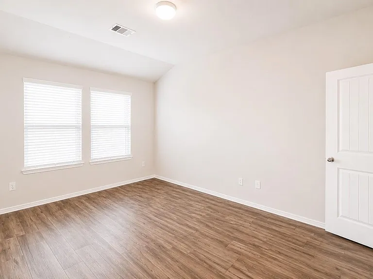 6410 Indigo Cliff Dr — Photo 11