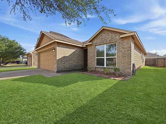 2nd image of 3111 View Valley Trl