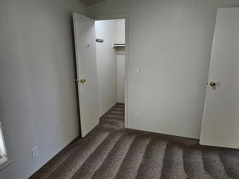 3312 Upper River Rd — Photo 14