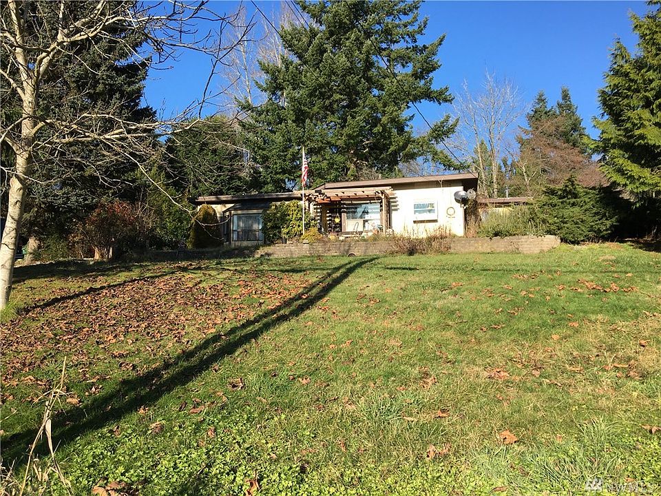 1st image of 4615 240th St SW
