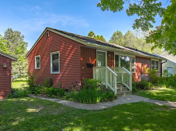 624 Aspen Ave S, Amery, WI 54001