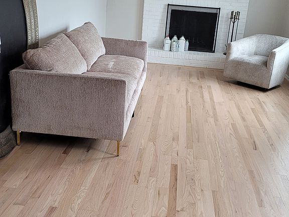 5th image of 6010 Almina Dr