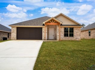 190 Highland Forest Dr, Gilmer, TX 75645