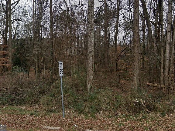 2nd image of 2256 Chestnut Log Dr