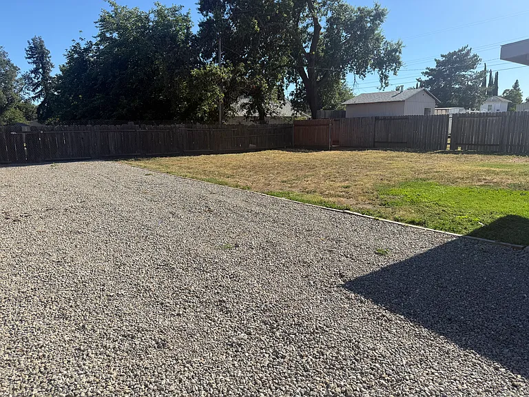 7666 Sutter Ave — Photo 18