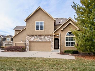 16910 S Bradley Dr, Olathe, KS, 66062
