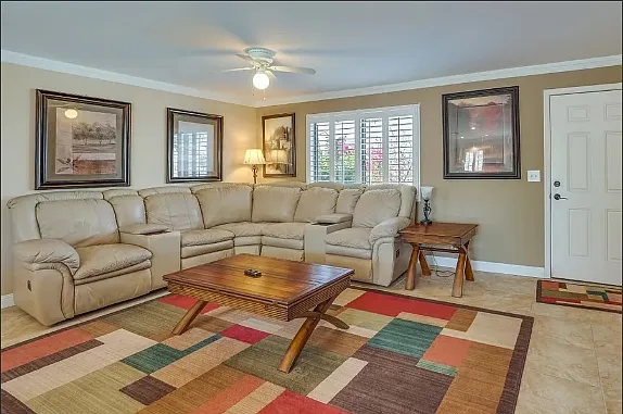 1310 Pueblo Dr — Photo 2