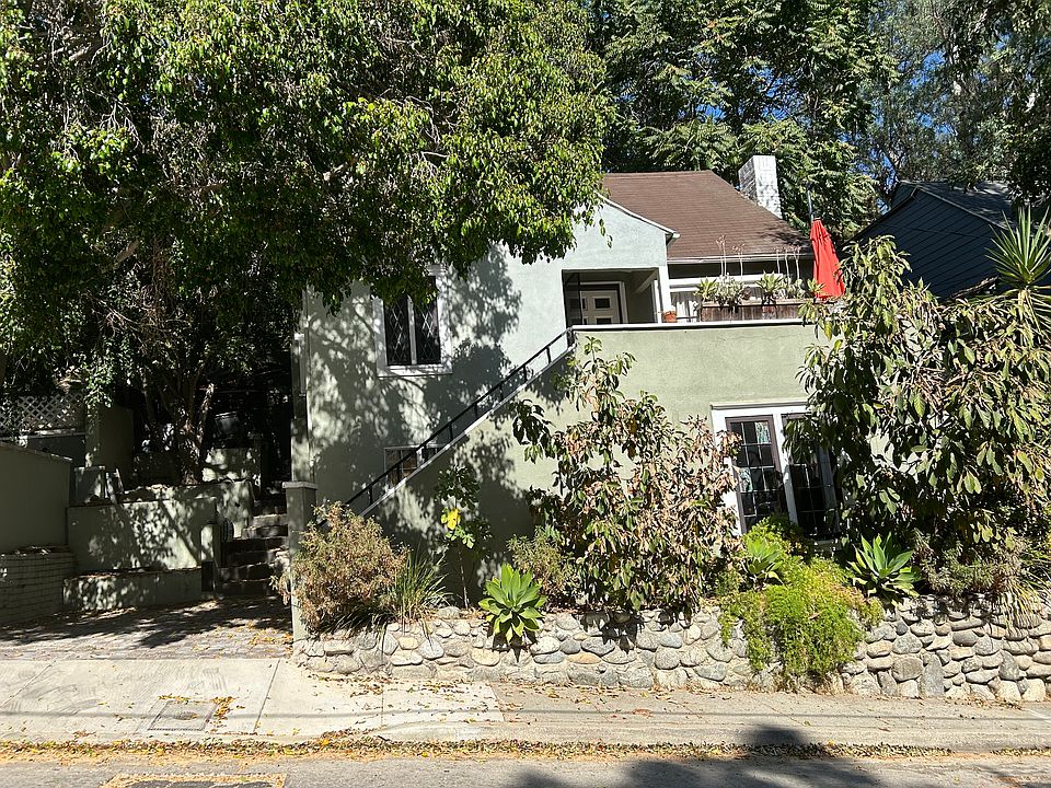 Front of main house. Studio apt is on the side.