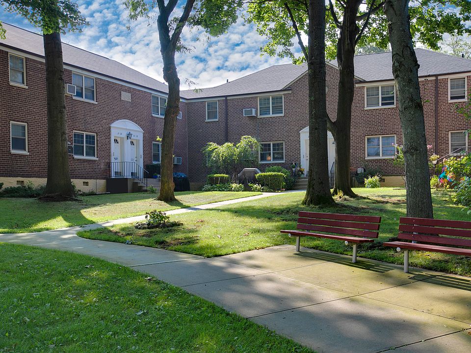 1st image of 25301 61st Ave #553
