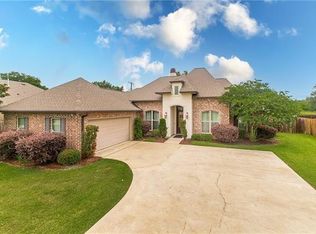 38434 Maddy Ln, Ponchatoula, LA 70454