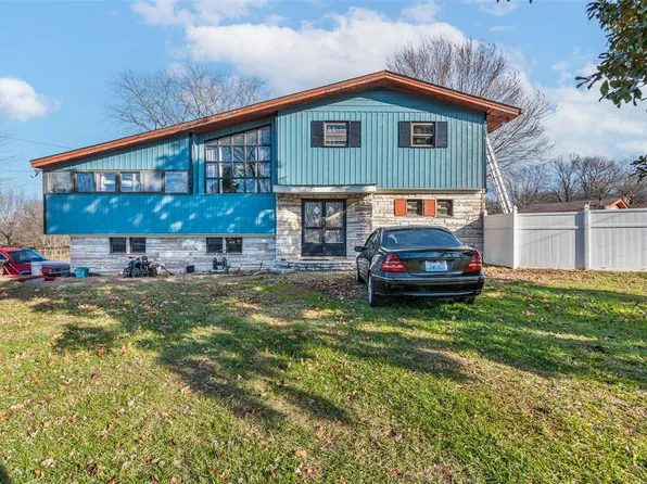 1093 Sportsman Club Rd, Russellville, KY 42276