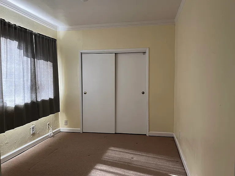 Fairlands Dr — Photo 3