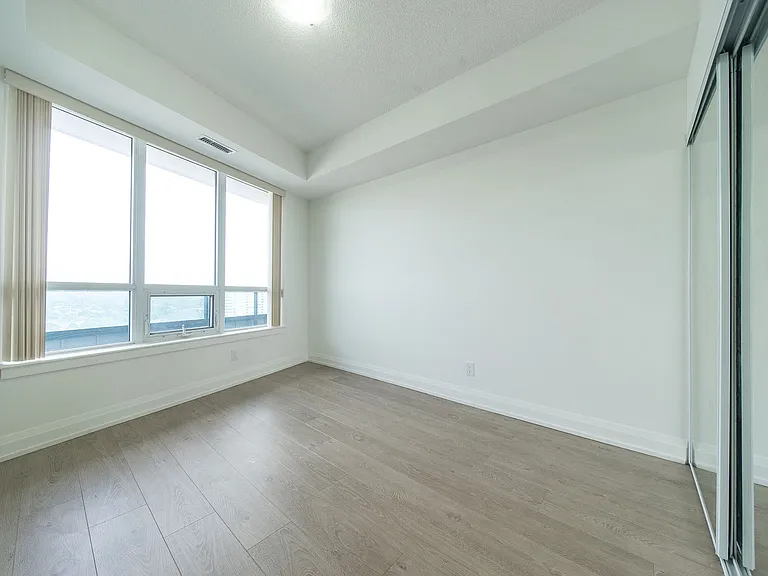 7161 Yonge St #1125 — Photo 9