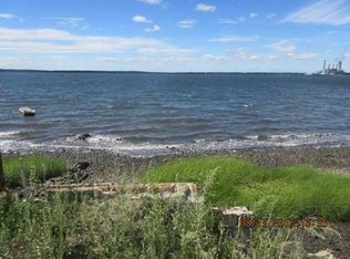 4 Atlantic Blvd, Fall River, MA 02724