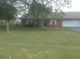 1396 Foust Rd, Xenia, OH 45385