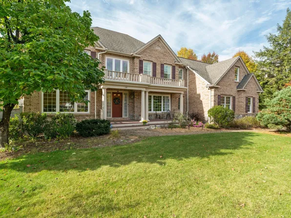18 Millstone Terrace, Bedford, NH 03110