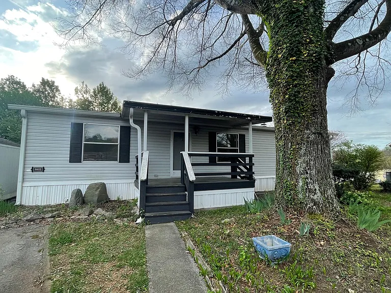 3602 Wellington Ln — Photo 82