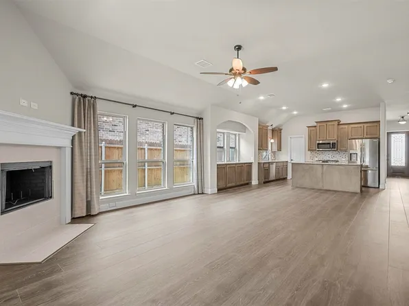 624 Godley Rnch, Godley, TX 76044