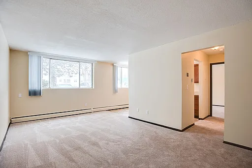 Woodbridge Terrace Apartments — Photo 14