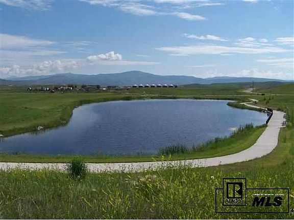 3rd image of 313 Little Bend Cir