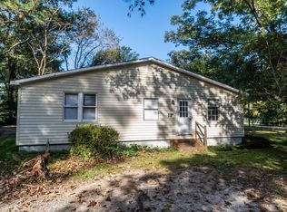 135 Forest Ave, Bonaire, GA 31005