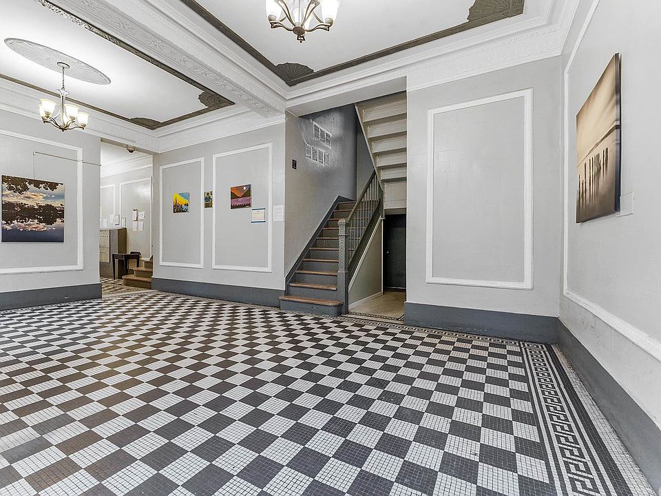2nd image of 993 President St APT 3