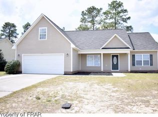 2922 Highplains Dr, Hope Mills, NC 28348