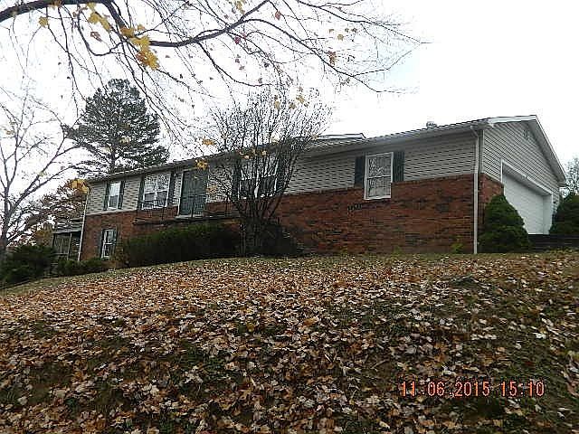1st image of 35 Monroe Dr