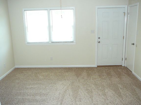 Spacious living room