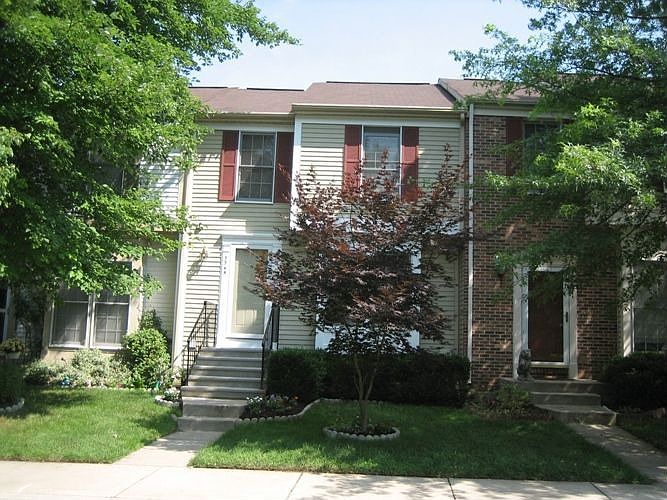1st image of 3345 Oak West Dr
